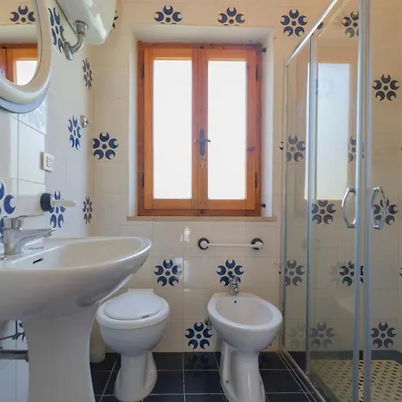 Quintavalle By Helloelba Apartment