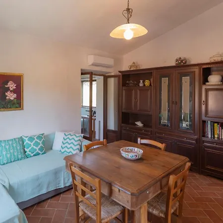 Quintavalle By Helloelba דירה *